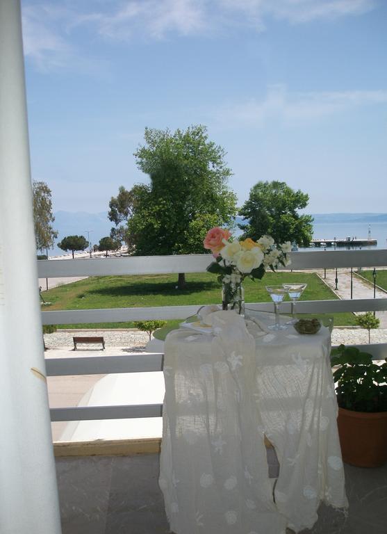 Hotel Florakis Livanátai Habitación foto
